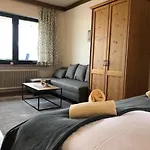 Magali's, - Inclusive Summer Card 3* Zell am See
