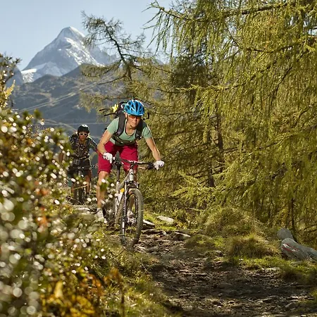 Magali's, - Inclusive Summer Card 3* Zell am See