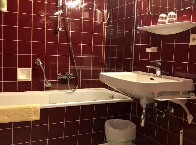 Magali's, - Inclusive Summer Card 3* Zell am See